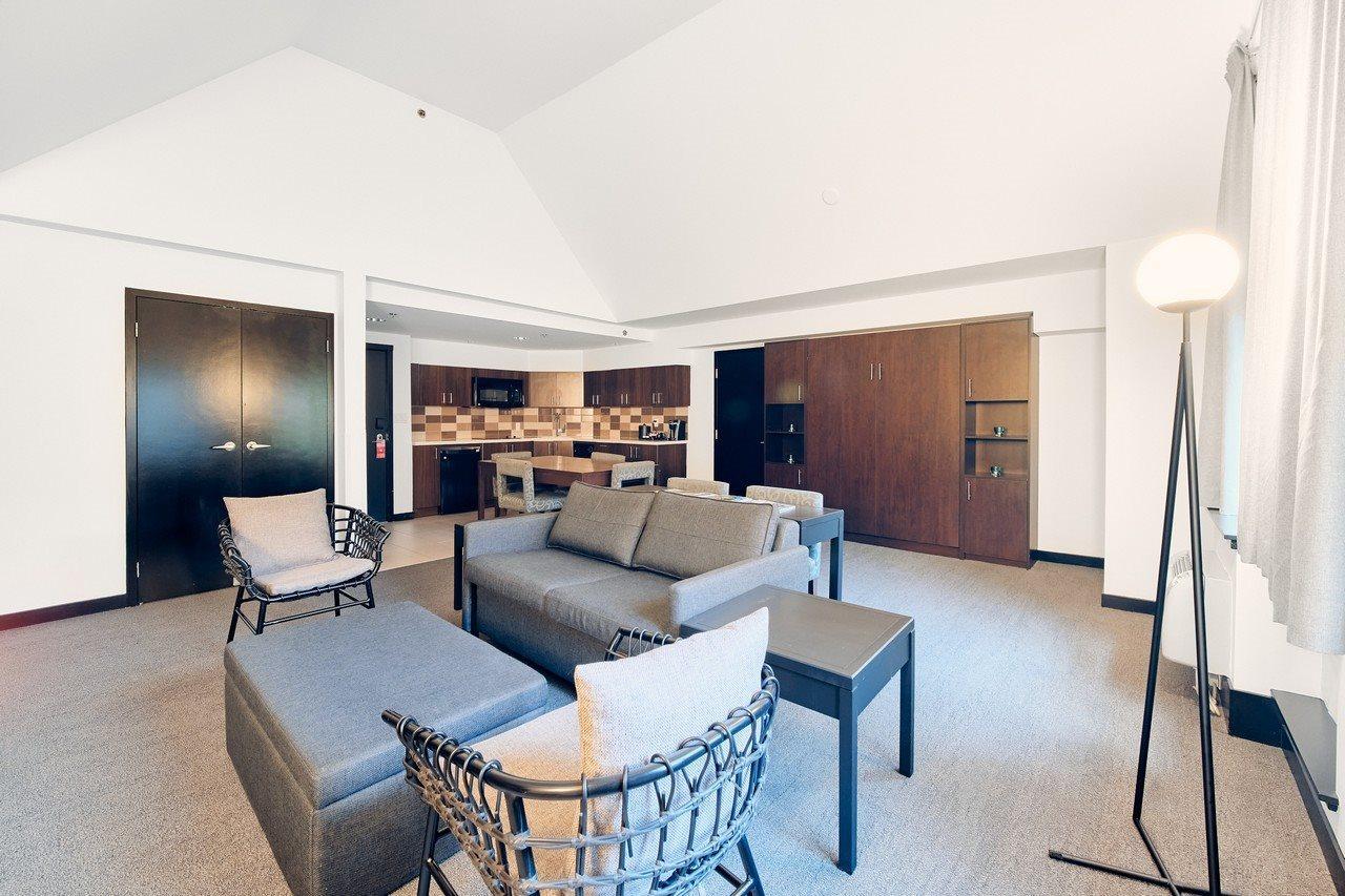 Aava Whistler Hotel Esterno foto