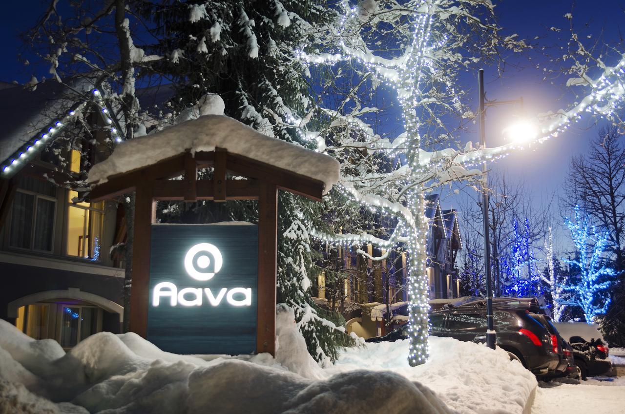Aava Whistler Hotel Esterno foto